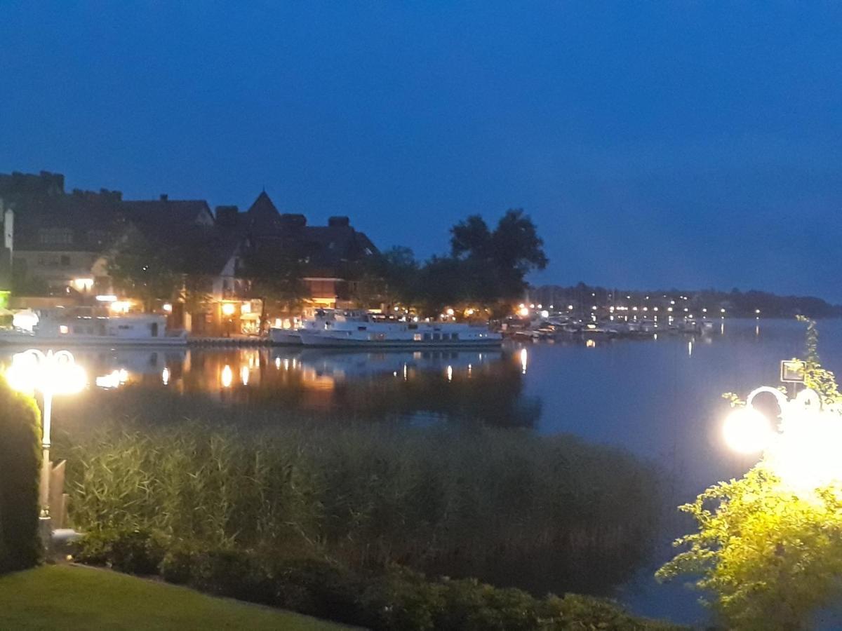 Villa Le Lux Mikołajki Exterior foto